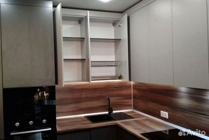 Кухонный гарнитур на заказ под ключ