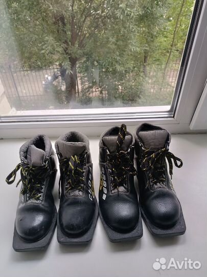 Лыжные ботинки 34,36р