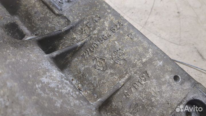 Крышка клапанная двс Renault Twingo, 2001