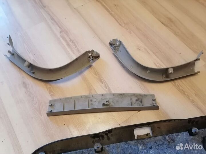 Обшивка двери багажника Renault grand scenic 3