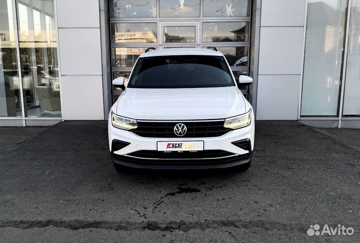 Volkswagen Tiguan 1.4 AMT, 2021, 45 401 км