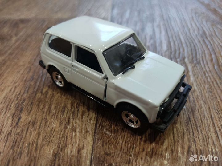 Модели, запчати, коробки СССР