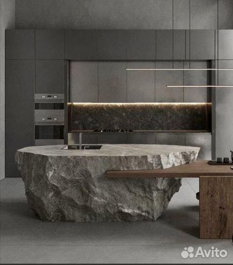 Художественная имитация скалы, камня