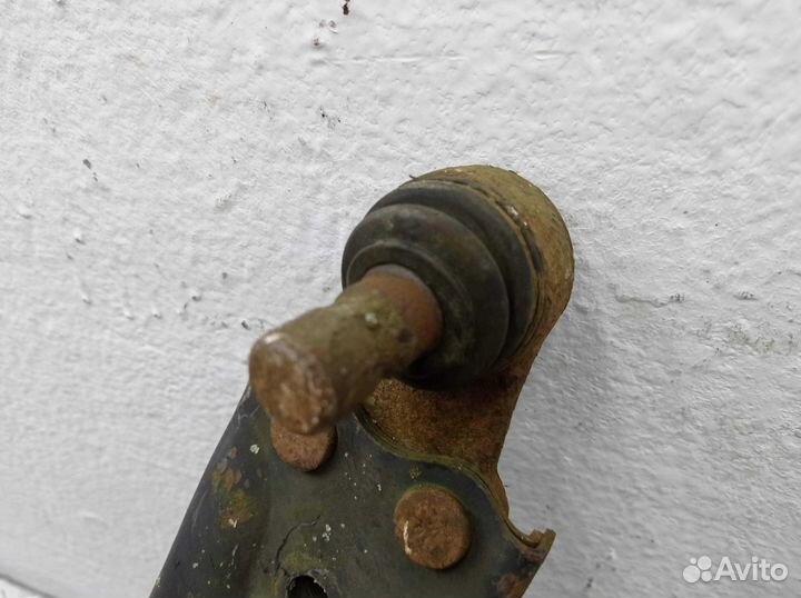 Рычаг передний левый нижний Kia Sportage 3 SL