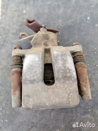 Суппорт задний левый рено меган 2