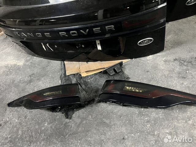 Копмлект задних фонарей Range Rover velar