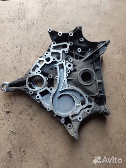 Крышка двигателя передняя Mercedes-Benz W221