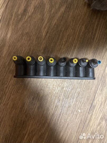 Сменные насадки для зарядника ноутбука