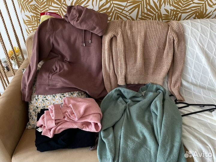 Одежда женская теплая пакетом 42-44