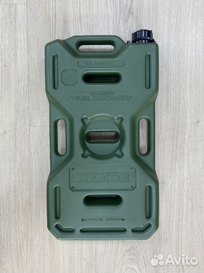 Плоская канистра Экстрим + 10 литров (хаки)