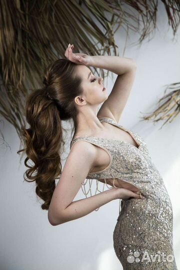 Причёски и макияж