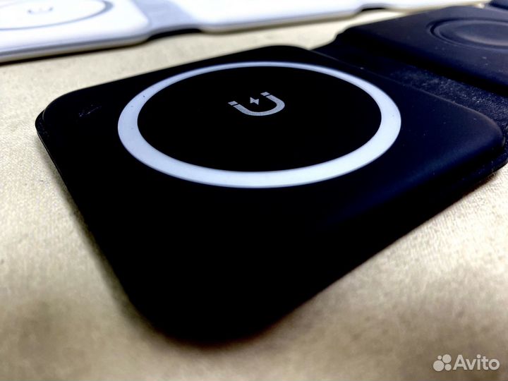 TFN MagTrio (беспроводная зарядная станция 3в1)