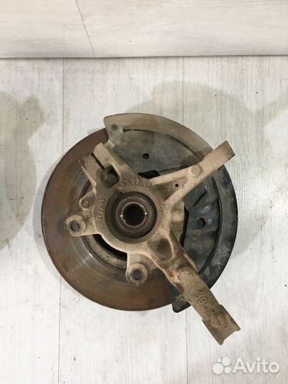 Поворотный кулак передний LADA xray 1.6 мт