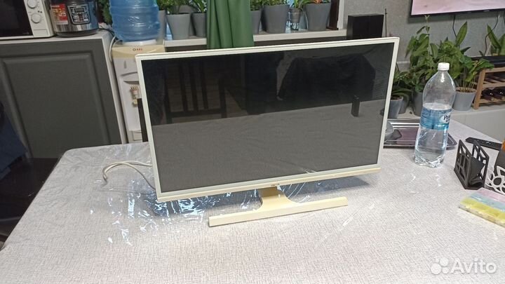 Сломанный монитор для компьютера