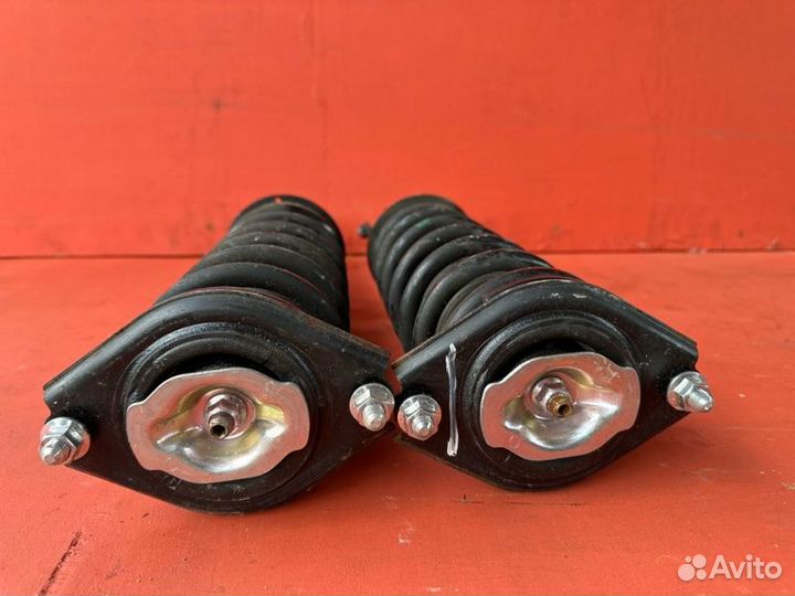 Амортизатор подвески задний Subaru Forester SK9