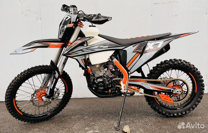 Мотоцикл FXmoto Х7 NC300 два распредвала