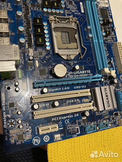 Материнская плата gigabyte