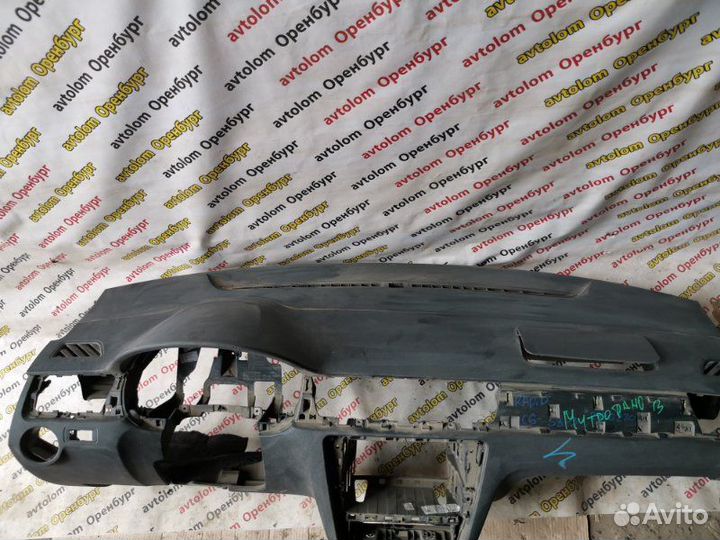 Панель торпеда Skoda Rapid