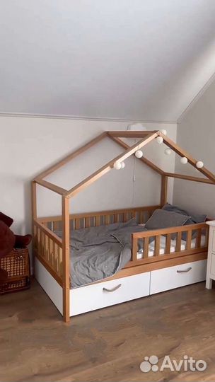 Детская кровать из бука/сосны от производителя