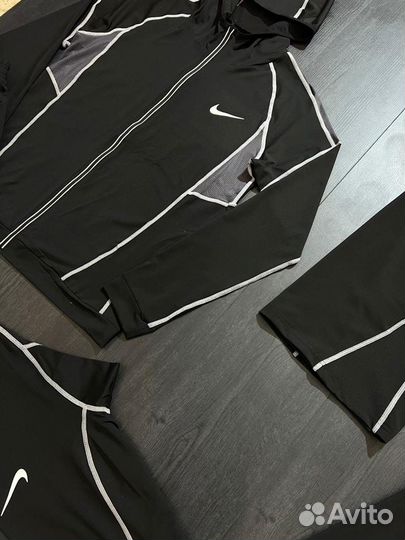 Компрессионный тренировочный костюм Nike 5 в 1