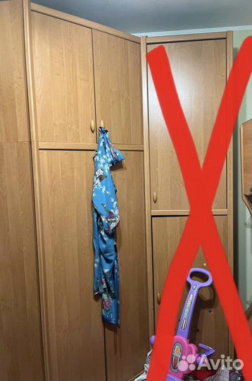 Шкаф угловой