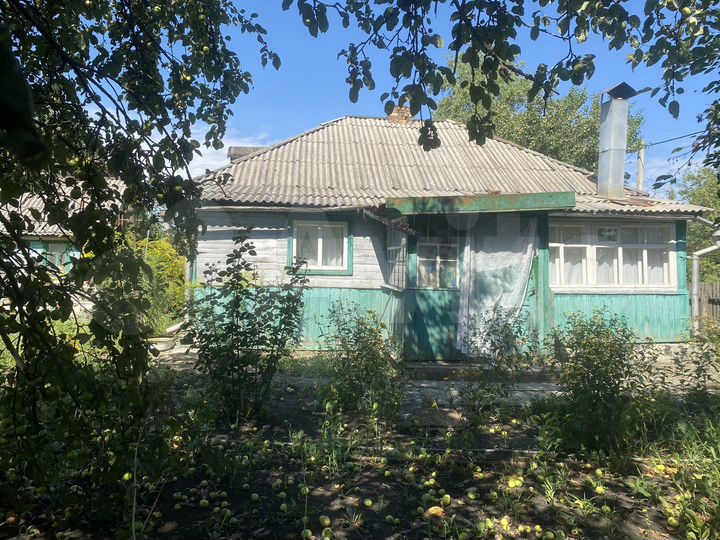 Дом 32,4 м² на участке 9 сот.