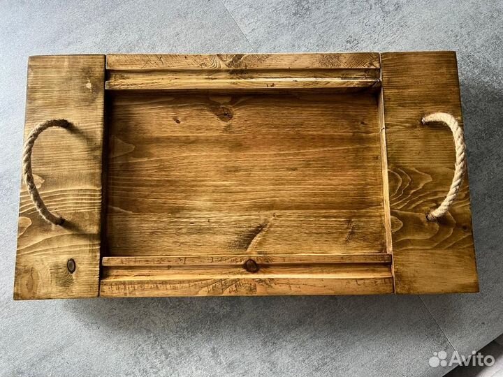 Поднос из дерева