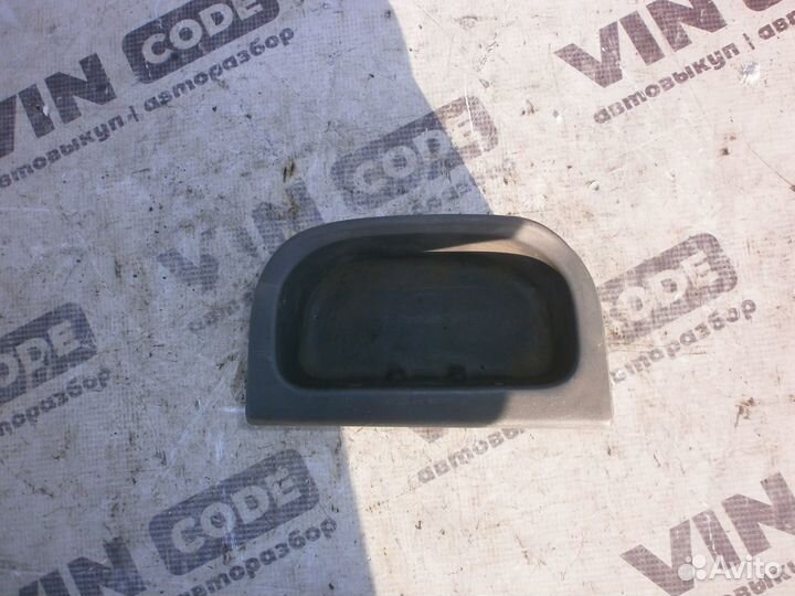 Пластик салона Nissan Terrano 2