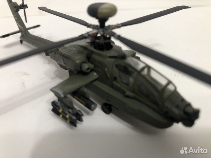 Модель вертолета Апач