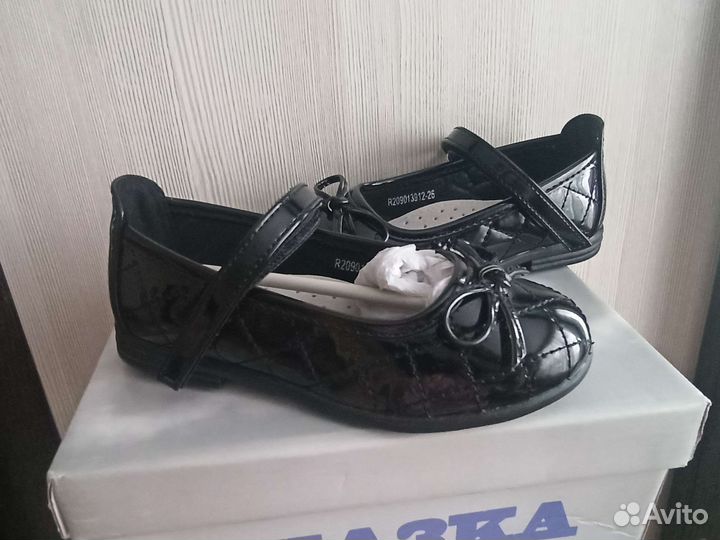 Туфли для девочки Новые