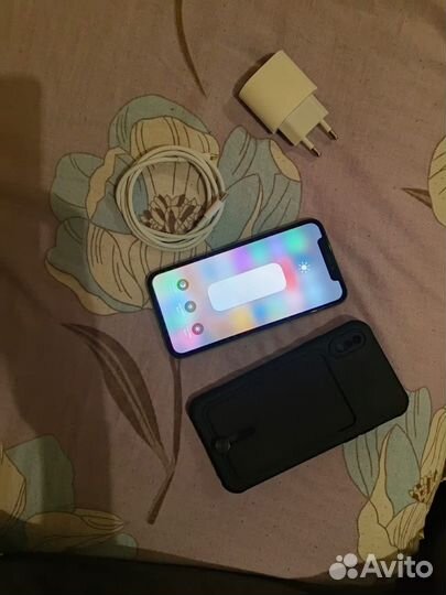 iPhone Xs, 64 ГБ