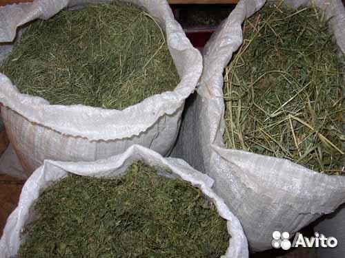 Сено в мешках