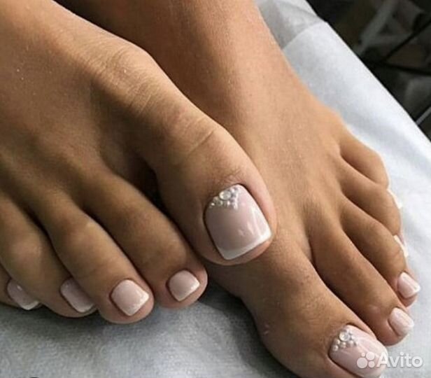 Маникюр педикюр,брови,парофин