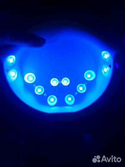 UV/LED лампа для ногтей