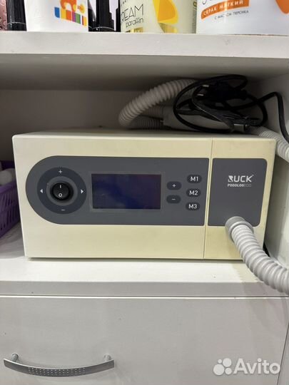 Аппарат педикюрный с пылесосом podolog