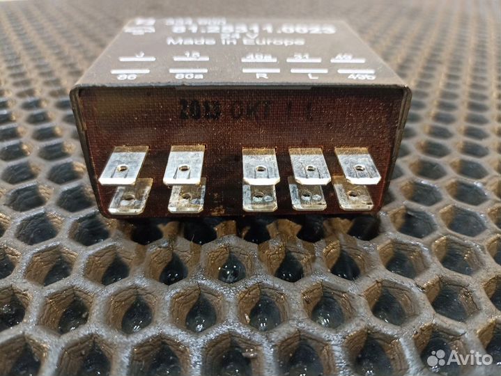 81253110023 Реле поворотов 24V