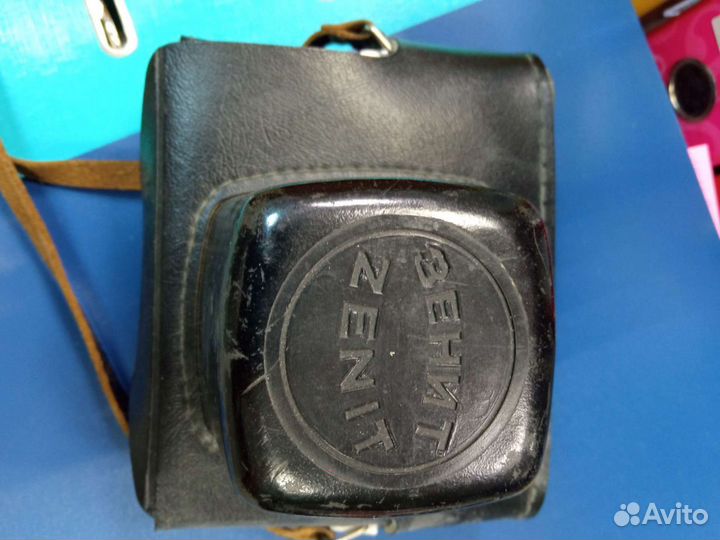 Пленочный фотоаппарат зенит