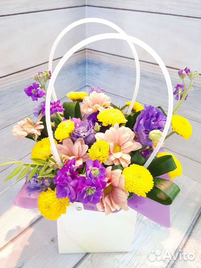 Флорист-продавец, Супергерой