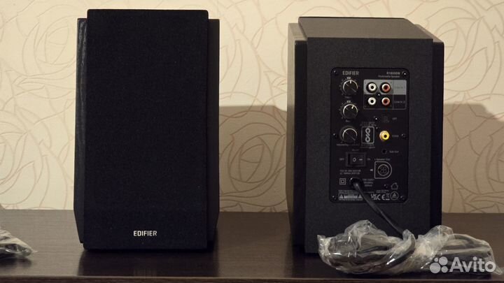 Очень музыкальные колонки Edifier R1855DB Выход на