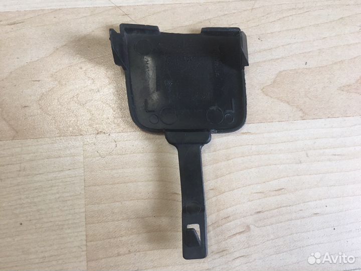 Заглушка буксировочного крюка Renaut Fluence 2009