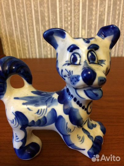 Фигурки Гжель по 400,00,лошадку продали