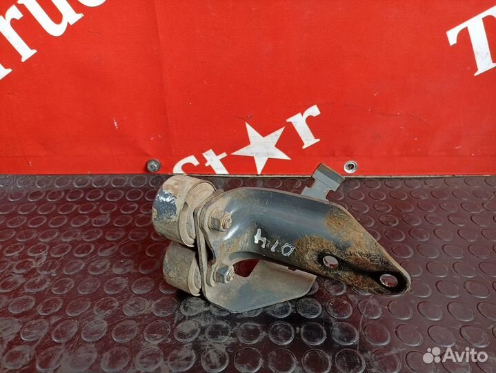 Кронштейн радиатора охлаждения Daf XF105