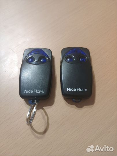 Пульт для ворот и шлагбаумов Nice Flor S