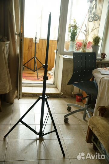 Штатив для студийной фотосъемки