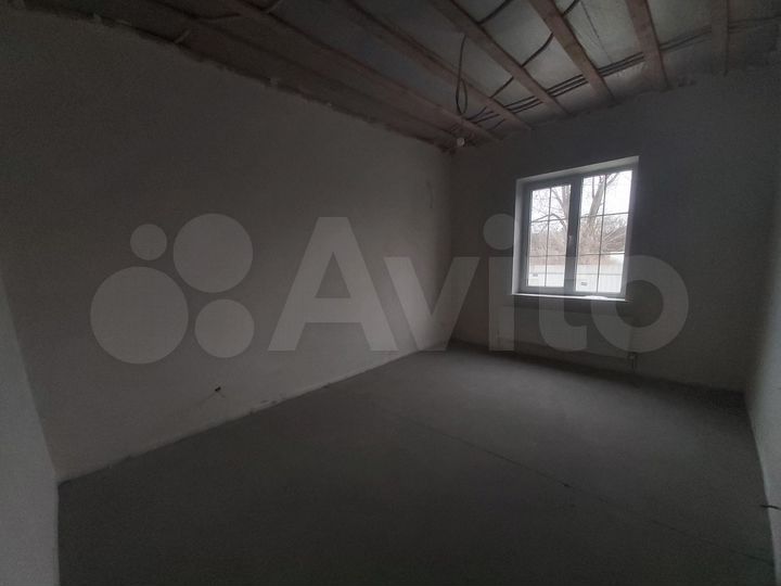 Дом 90 м² на участке 5 сот.