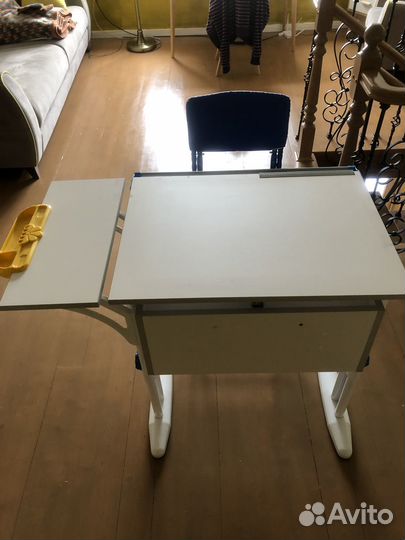 Ученическая парта со стулом