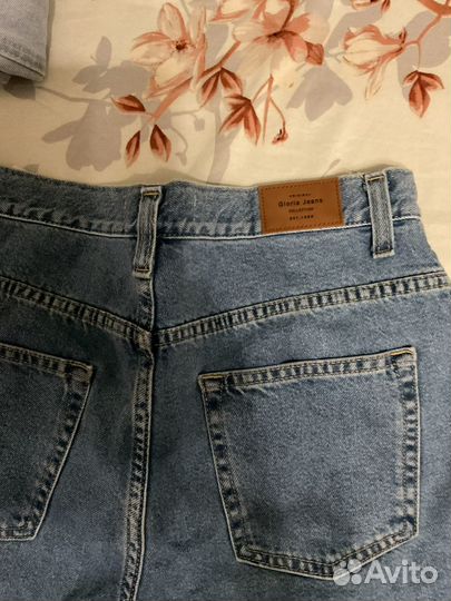 Джинсы женские
