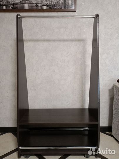 Вешалка напольная