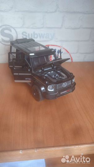 Внедорожник brabus 700