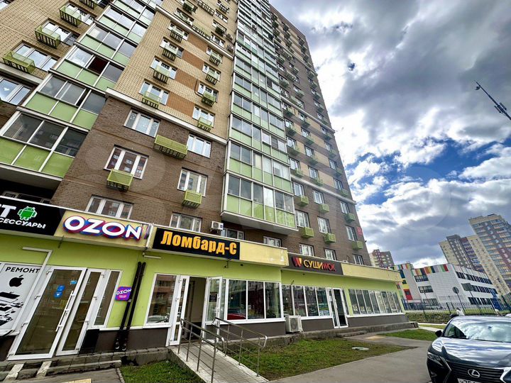 Помещение с арендатором - 80 м²